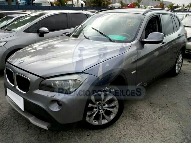 LOTE 040 - BMW X1 2.0 16V sDrive 18i 2010