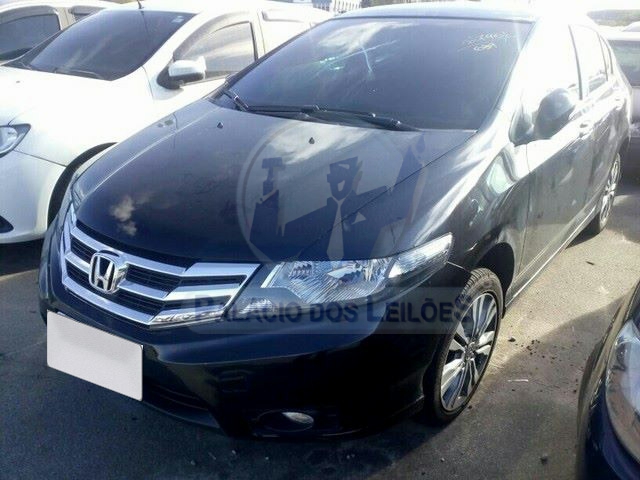 LOTE 015 - Honda City DX 1.5 2014