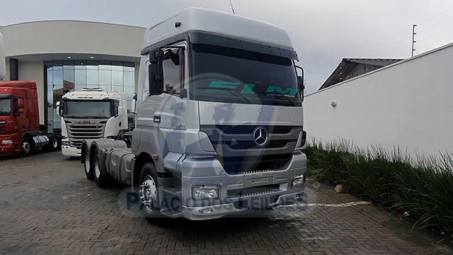 LOTE 009 - MERCEDES-BENZ 2544 SLS 6x2 2p 2013