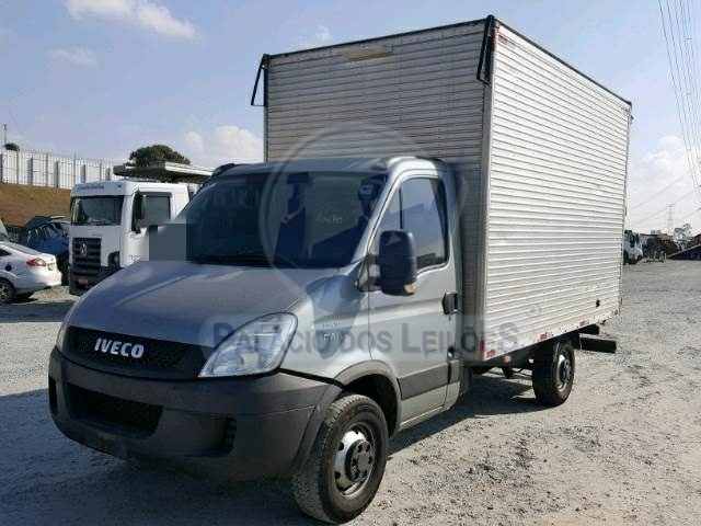 LOTE 024 - IVECO DAILY CHASSI 3.0 2014