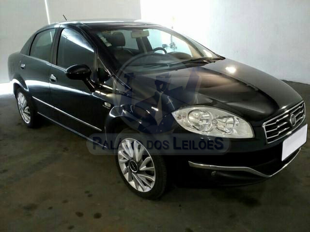 LOTE 027 - Fiat Linea Absolute 1.8 16V Dualogic 2016