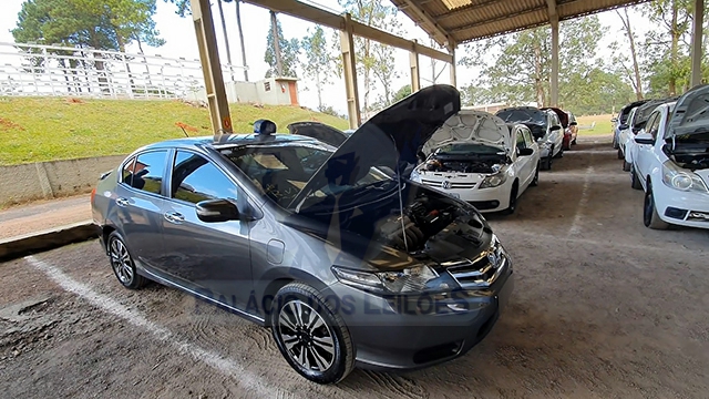 LOTE 011 - Honda City EX 1.5 16V (flex) (aut.) 2013