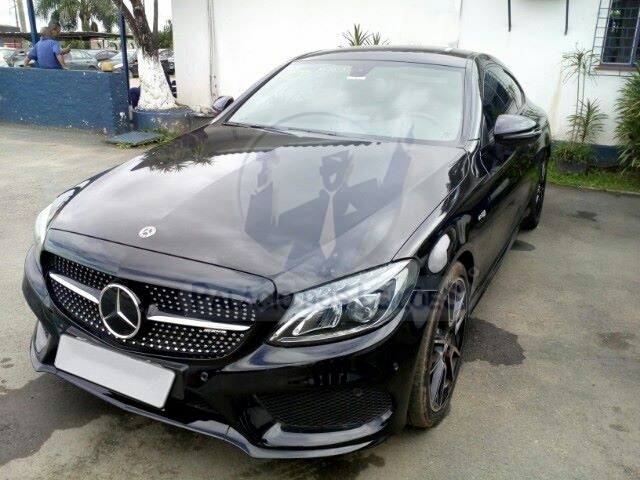 LOTE 031 - Mercedes-Benz C43 AMG 3.0 V6 2017