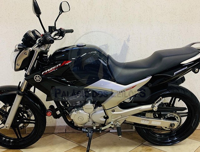 Lote 018 - Yamaha YS 250 Fazer 2013