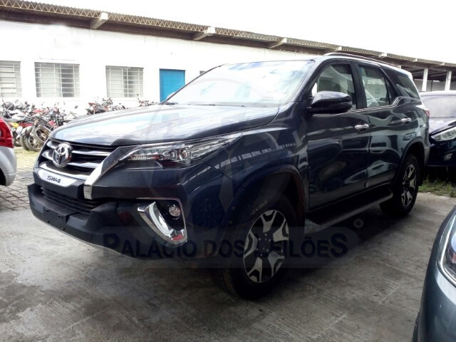 LOTE 021 - Hilux SW4 SRX Diamond 4x4 2.8 Turbo Diesel 2019