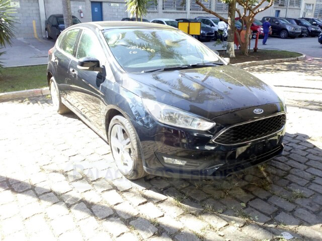 LOTE 023 - Ford Focus Hatch SE 2.0 PowerShift 2019