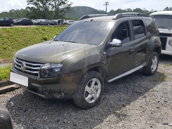 LOTE 030 - RENAULT DUSTER