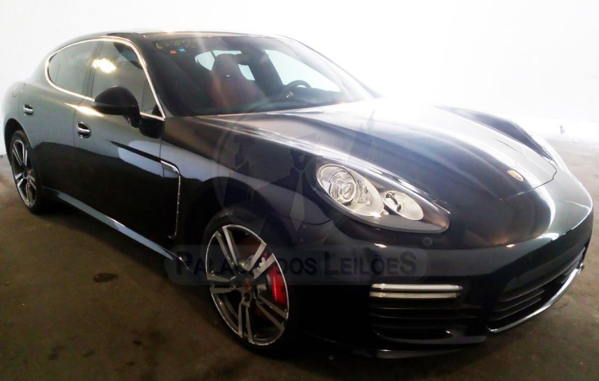 LOTE 019 - PORSCHE PANAMERA 4.8 TURBO 4WD GASOLINA