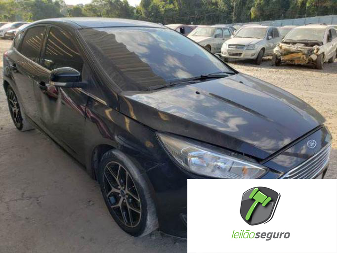 LOTE 001 FORD FOCUS 2015